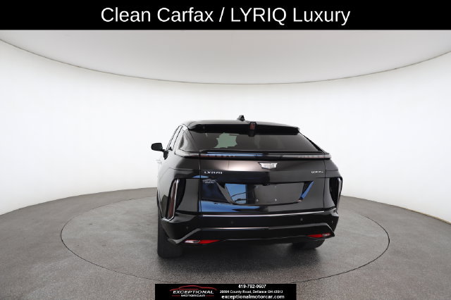 Used 2024 Cadillac Lyriq Luxury AWD/4WD image 14