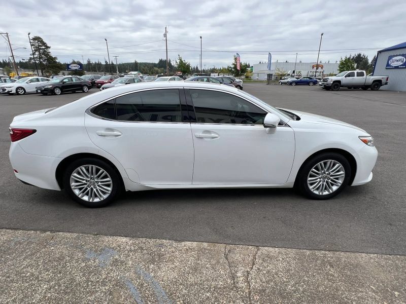 Used 2013 Lexus ES 350 w/ Premium Pkg FWD image 6