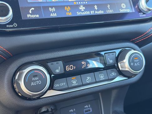 New 2025 Nissan Versa SR w/ Trunk Package image 26