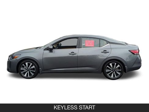 Used 2025 Nissan Sentra SV w/ SV Premium Package FWD image 5