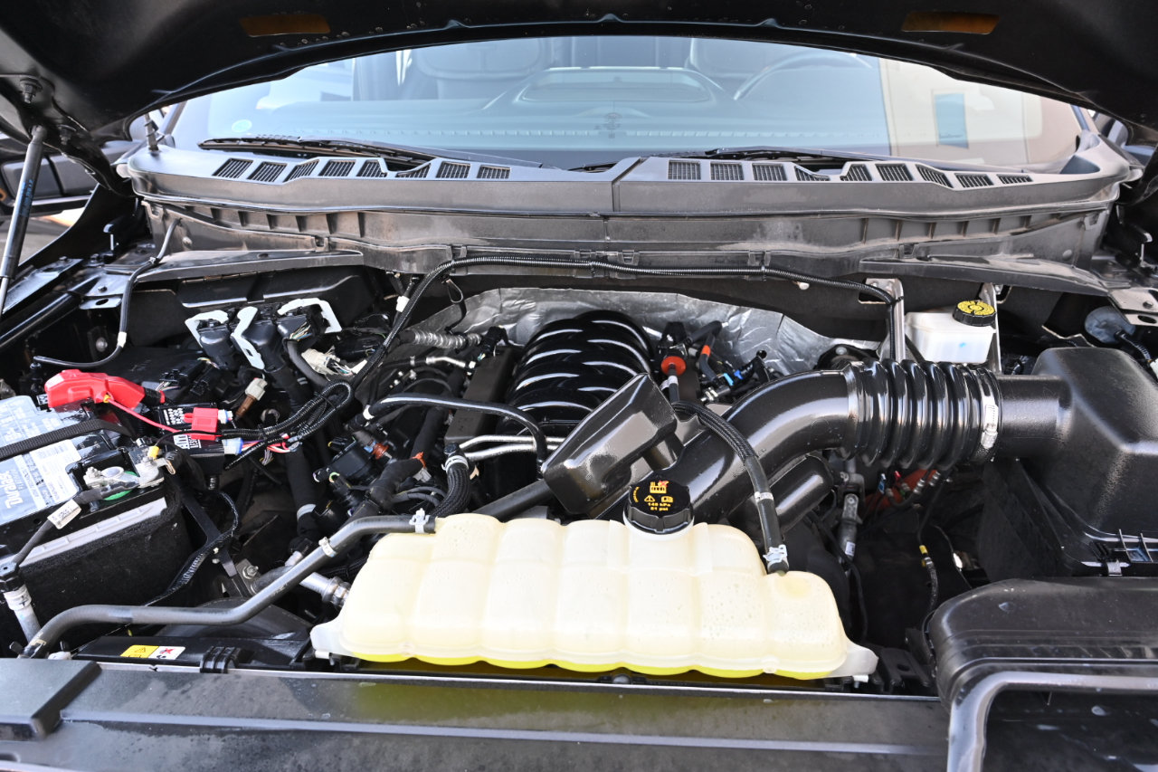 Used 2022 Ford F150 Platinum w/ FX4 Off-Road Package AWD/4WD image 72