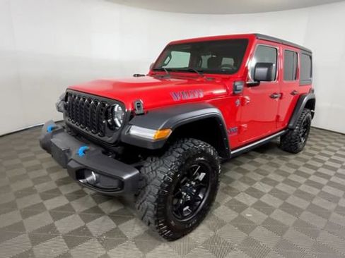 Used 2024 Jeep Wrangler Unlimited AWD/4WD image 11