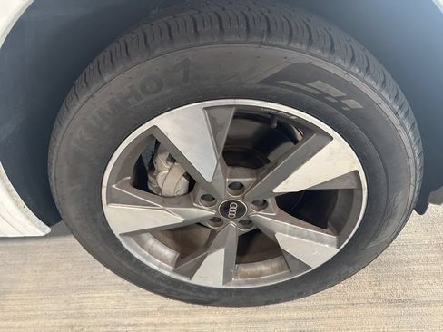 Used 2023 Audi Q5 Premium AWD/4WD image 10
