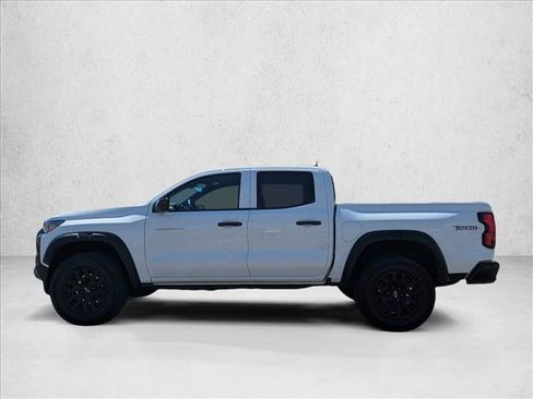 Used 2024 Chevrolet Colorado Trail Boss w/ Advanced Trailering Package AWD/4WD image 8