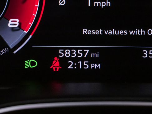 Used 2020 Audi S6 Prestige w/ Prestige Package image 23