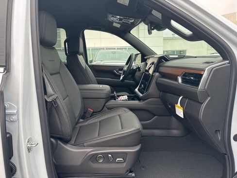 New 2026 GMC Yukon XL Denali AWD/4WD image 22