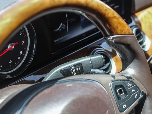 Used 2017 Mercedes-Benz E 300 image 24