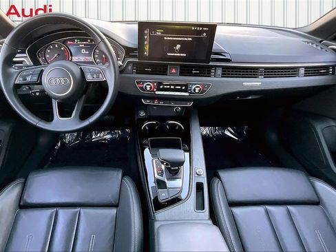 Used 2023 Audi A4 2.0T Premium w/ Convenience Package image 7