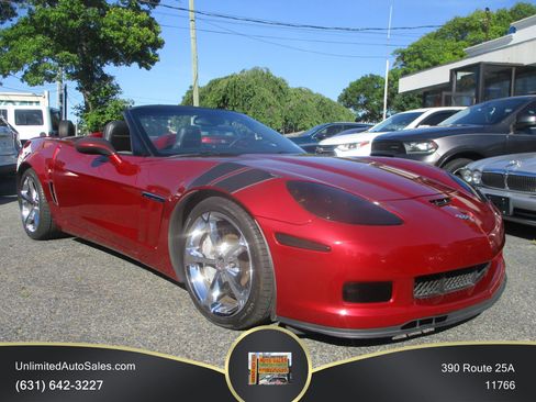 Used 2011 Chevrolet Corvette Grand Sport w/ Preferred Equipment Group RWD image 1