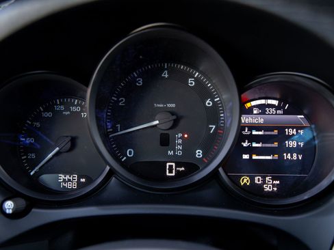 Certified 2026 Porsche Macan AWD/4WD image 17