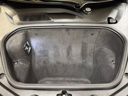 Used 2024 Chevrolet Corvette Stingray Premium Cpe w/ Z51 Performance Package image 31