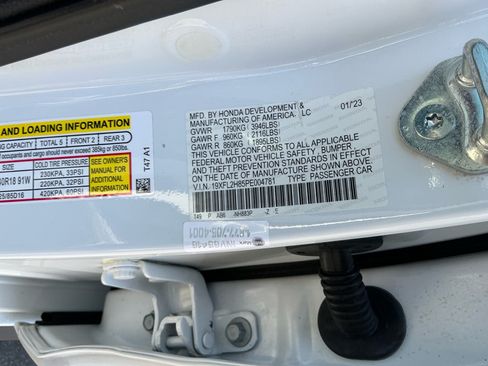 Used 2023 Honda Civic Sport image 27