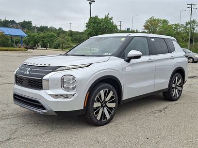 New 2025 Mitsubishi Outlander SE
