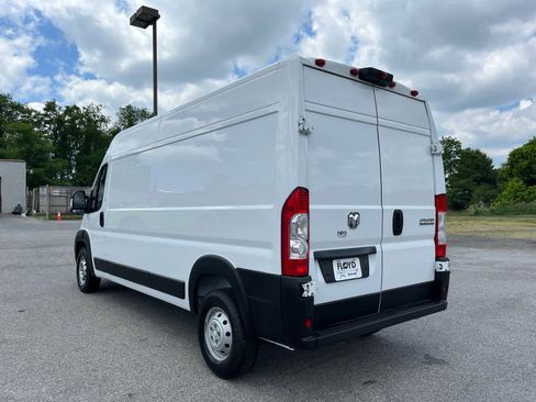 Used 2023 RAM ProMaster 2500 FWD image 5