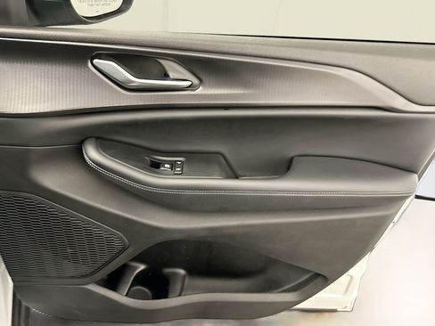 Used 2023 Jeep Grand Cherokee Laredo w/ Trailer Tow Prep Group (B) image 32