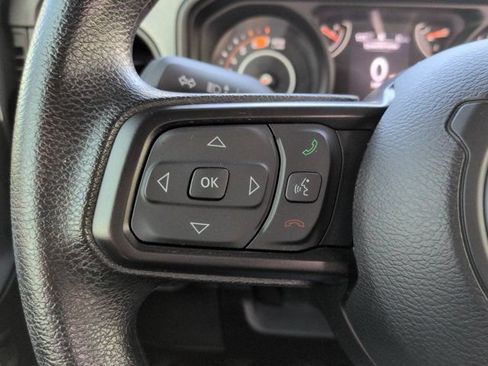 Used 2025 Jeep Wrangler Sport AWD/4WD image 21