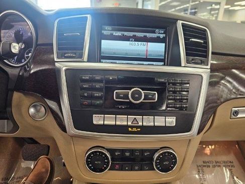Used 2013 Mercedes-Benz ML 350 4MATIC image 21