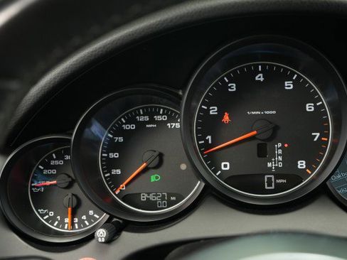 Used 2016 Porsche Cayenne image 35