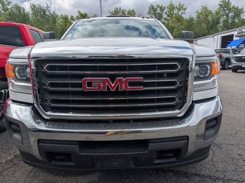 Used 2019 GMC Sierra 2500 4x4 Crew Cab w/ Sierra Convenience Package image 14