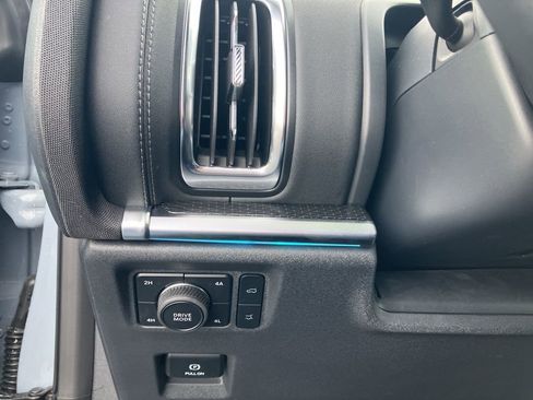 Used 2025 Ford Expedition Max Platinum w/ Stealth Performance Package image 19