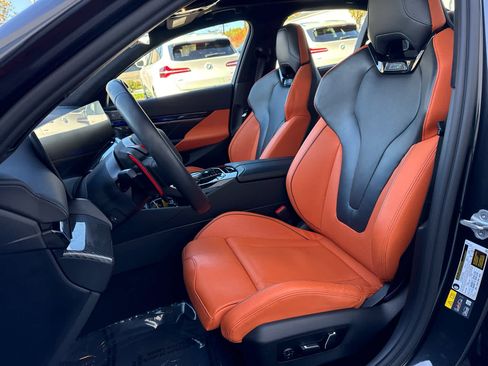 Used 2026 BMW M5 w/ Carbon Package AWD/4WD image 11