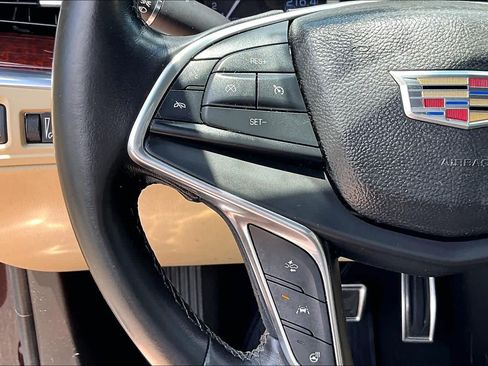 Used 2017 Cadillac XT5 Luxury w/ Driver Awareness Package FWD image 24