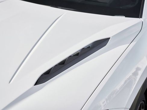 Used 2024 Lamborghini Urus Performante image 8