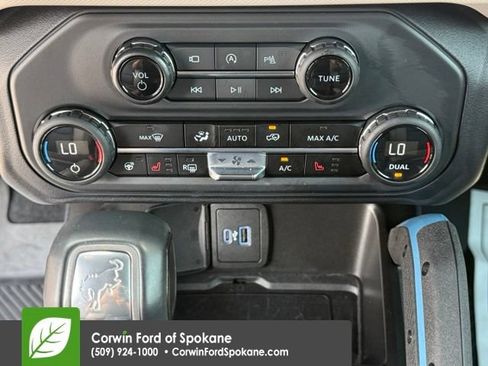 Certified 2023 Ford Bronco Wildtrak AWD/4WD image 28