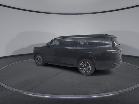 New 2026 Jeep Grand Wagoneer L 4WD image 10