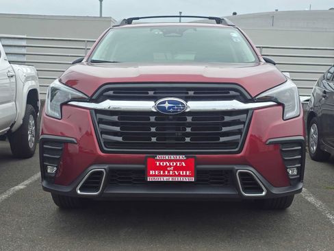 Used 2024 Subaru Ascent Touring AWD/4WD image 2