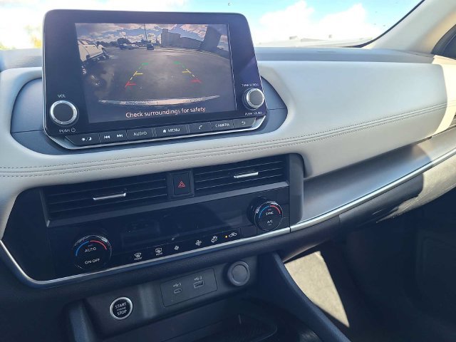 Used 2023 Nissan Rogue SV AWD/4WD image 30