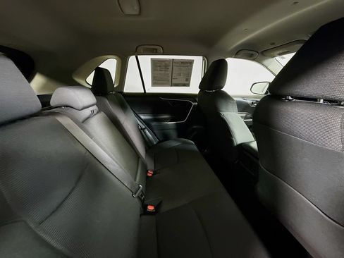 Used 2024 Toyota RAV4 LE AWD/4WD image 27
