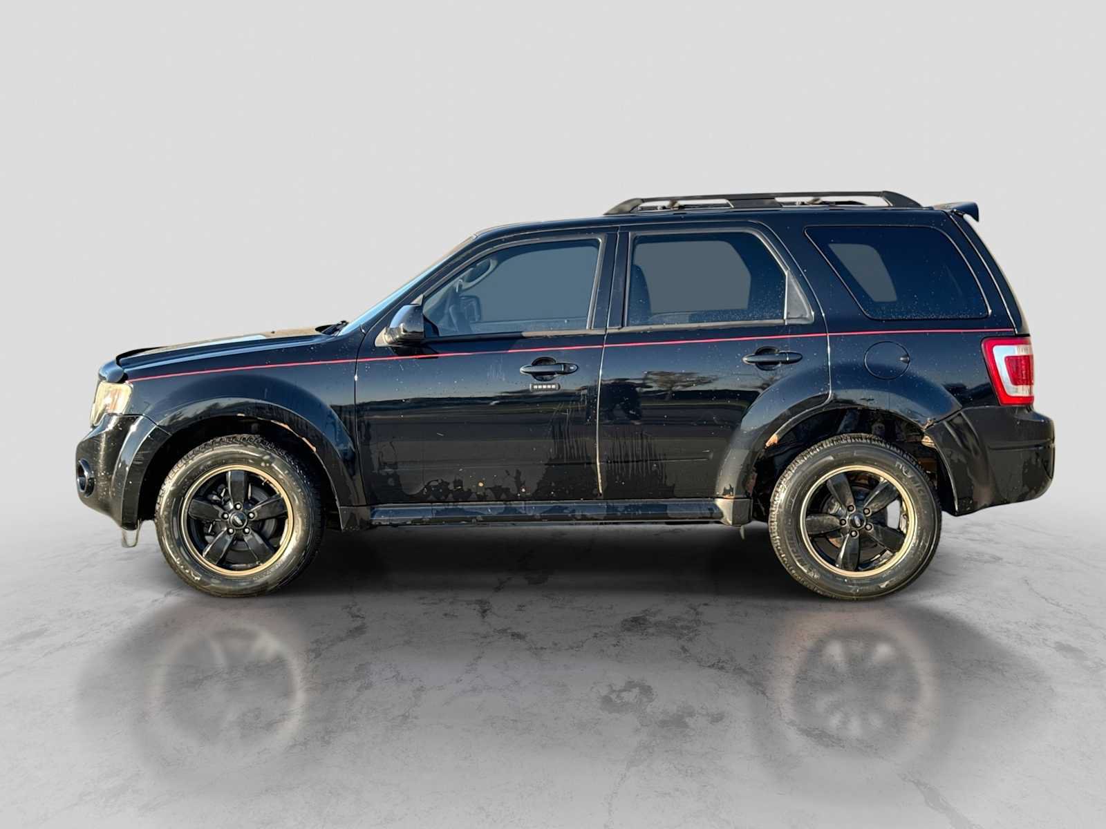Used 2010 Ford Escape XLT AWD/4WD image 2