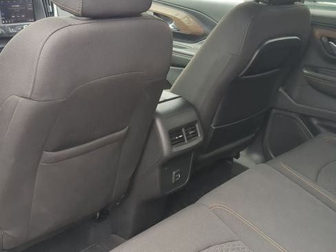 Used 2020 GMC Terrain SLE w/ Driver Convenience Package image 18