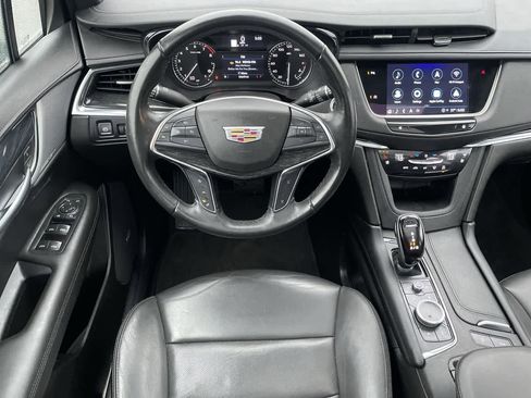 Used 2022 Cadillac XT5 Premium Luxury w/ LPO, Floor Liner Package image 11