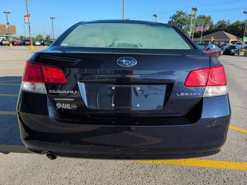 Used 2012 Subaru Legacy 2.5i Premium AWD/4WD image 6