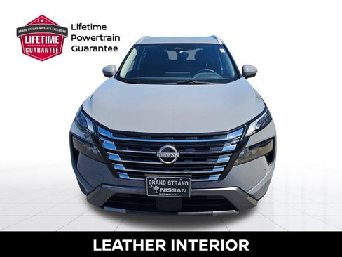 Certified 2025 Nissan Rogue SL AWD/4WD image 5