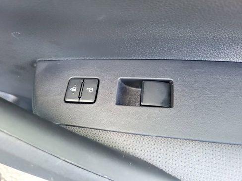 Used 2023 Toyota Corolla LE image 9