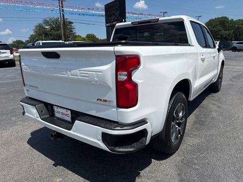 Used 2024 Chevrolet Silverado 1500 RST w/ Convenience Package II RWD image 14