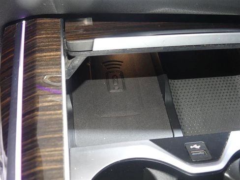 Used 2020 BMW X7 xDrive40i w/ Premium Package image 39