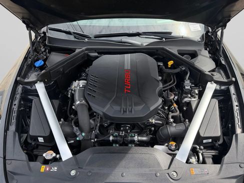 Used 2021 Kia Stinger GT2 AWD/4WD image 38