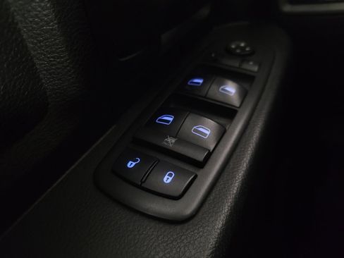 Used 2018 RAM 1500 Tradesman w/ Popular Equipment Group RWD image 27