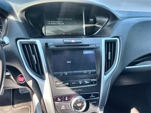 Used 2020 Acura TLX image 18
