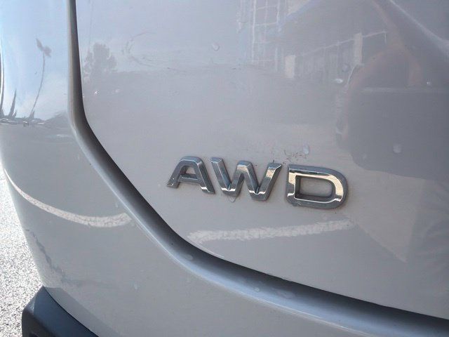 Used 2025 Honda Pilot Touring image 10