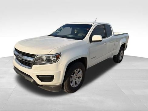 Used 2020 Chevrolet Colorado LT w/ Safety Package RWD image 7