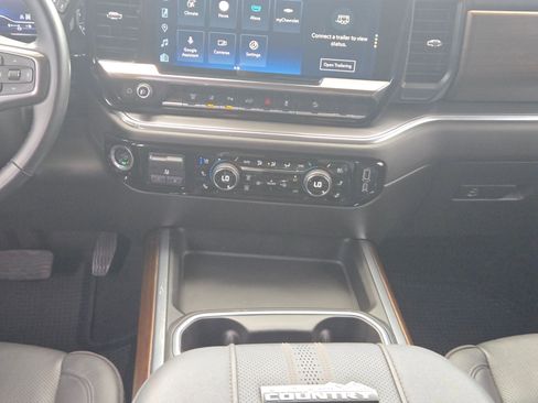 Used 2024 Chevrolet Silverado 3500 High Country w/ High Country Premium Package AWD/4WD image 18