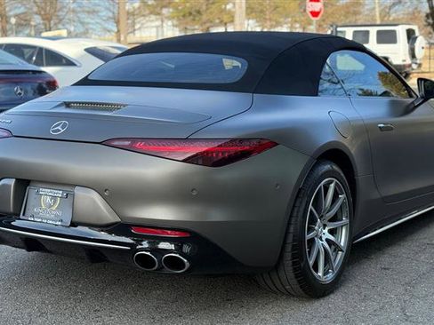 Used 2023 Mercedes-Benz SL 43 AMG image 5