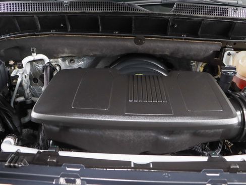 Used 2021 Chevrolet Silverado 1500 LT Trail Boss w/ Convenience Package II image 32