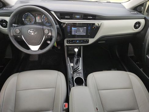 Used 2017 Toyota Corolla LE FWD image 11