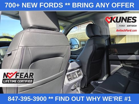 New 2026 Ford F250 Lariat w/ Black Appearance Package AWD/4WD image 40